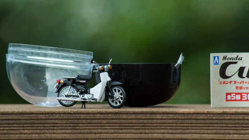Illustration for article titled Land of the Rising Sun - Day: Gachapon Honda Super Cub